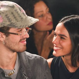 Após fim do namoro, Bruna Marquezine curte foto de João Guilherme e web reage: ‘Acho que o término…