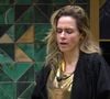 Ana Paula Renault chora durante desabafo e preocupa colegas de confinamento no reality da Globo