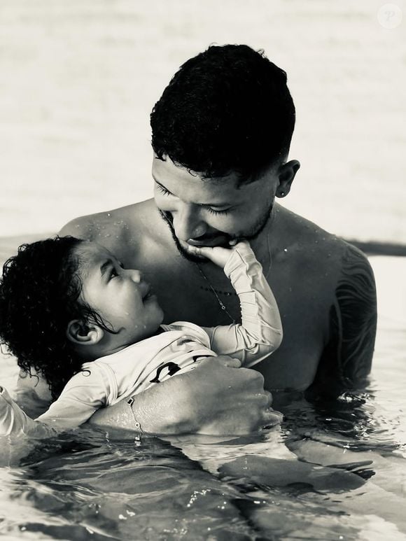 Yuri Lima, ex-namorado de Iza, admite que, por conta da nova fase no futebol, tem passado longos períodos afastado da filha, Nala, de 1 ano