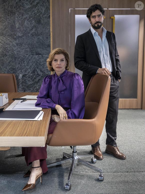 Ivan (Renato Góes) não cede às chantagens de Odete (Debora Bloch), nos próximos capítulos da novela 'Vale Tudo', da Globo.