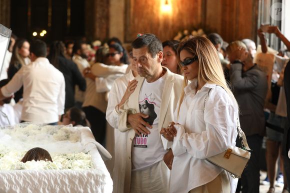 Velório de Preta Gil: sob forte comoção, amigos, familiares e famosos marcam presença em último adeus a artista, nesta sexta-feira, 25 de julho de 2025.
