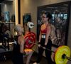 "Hoje, Melissa desenvolveu uma grande afinidade com o treino de membros superiores, tornando-se um dos seus favoritos. O deadlift, em particular, virou uma verdadeira paixão se pudesse, ela o praticaria quase todos os dias. Outro grande desafio que vem superando com excelência é a barra fixa, um exercício exigente, especialmente para mulheres, mas que ela tem dominado cada vez mais", conta May Faria.