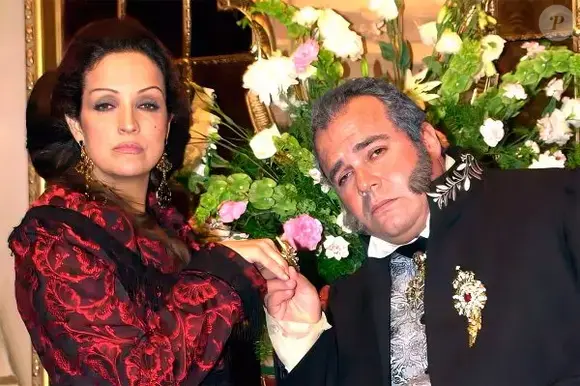 Andre Mattos com Beth Lago nos bastidores da Rede Globo na minissérie 'Quinto dos Infernos'