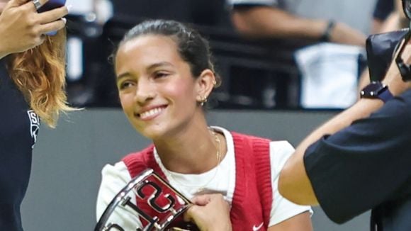 Injeção, medo, terapia e mais: Rayssa Leal revela bastidor de título no skate após torcer pé em queda. 'Nos colocamos em risco'