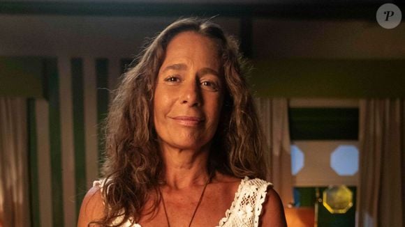 Andrea Beltrão passará por um longo período de repouso, obrigando a artista a interromper temporariamente seus compromissos profissionais.