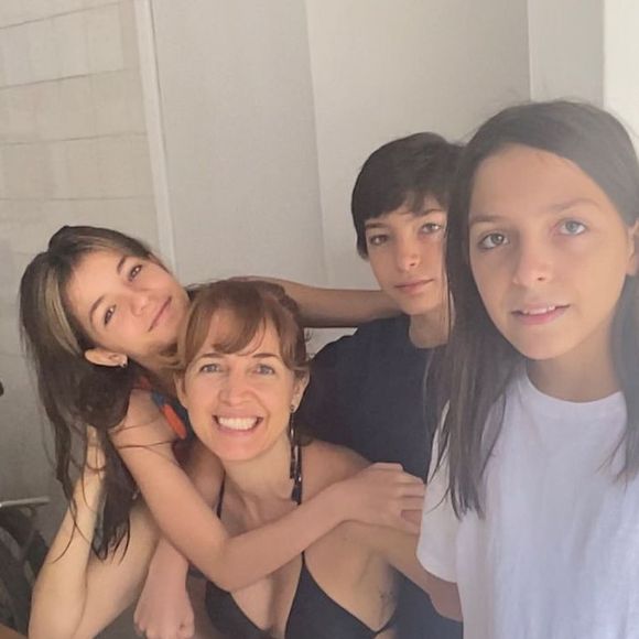 Poliana Abritta, apresentadora do 'Fantástico', é mãe de três filhos.