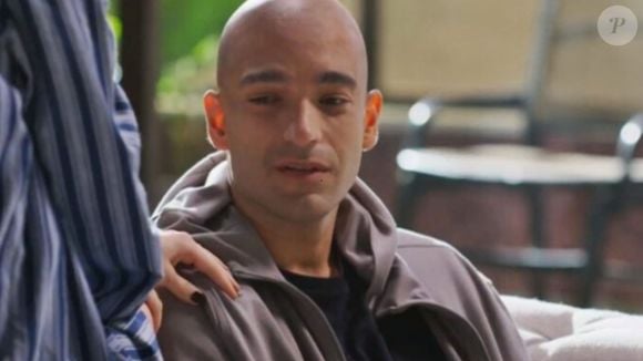 Afonso (Humberto Carrão) briga com Odete Roitman: "Eu não sou mais seu filho".