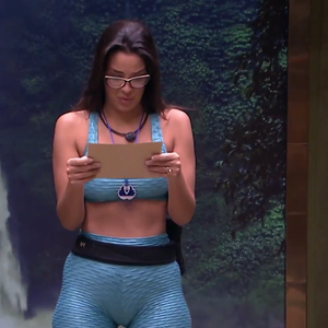 'Sim, ele voltou. Aquele que é o mais temido de todas as edições do BBB' (voz de choro). Como diria Ivy, do 'BBB 20'. Brincadeira à parte, a frase resume bem o sentimento de parte do público que ainda torce o nariz para esse item de moda em crochê no 'BBB 26'