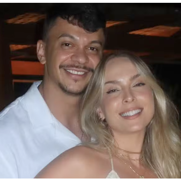 A separação entre Tata Estaniecki e Júlio Cocielo movimentou as redes sociais nesta semana e acabou gerando uma confusão inusitada.