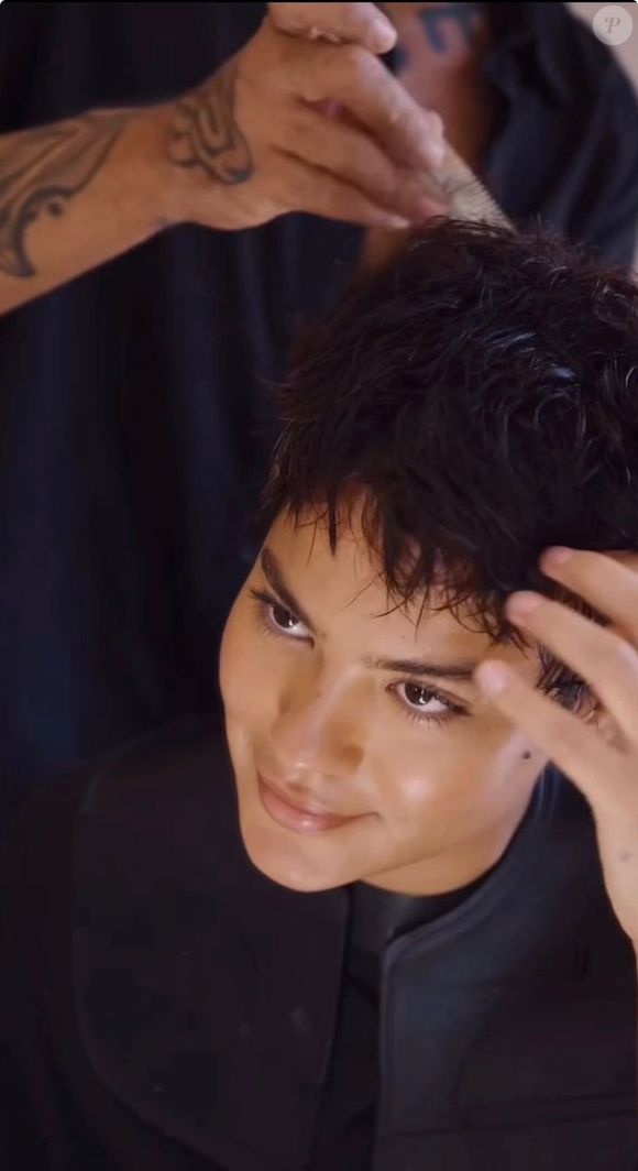 Especialista vê novo visual de Bella Campos como reflexo de amadurecimento e libertação pessoal: 'Ser 'Dona de Si' é quando você deixa de negociar sua essência para caber em expectativas externas', analisou Renata Fornari