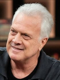 Muito além do 'BBB': Pedro Bial e Tadeu Schmidt têm bem mais em comum do que só o reality da Globo; descubra 4 curiosidades que une os famosos desde a juventude