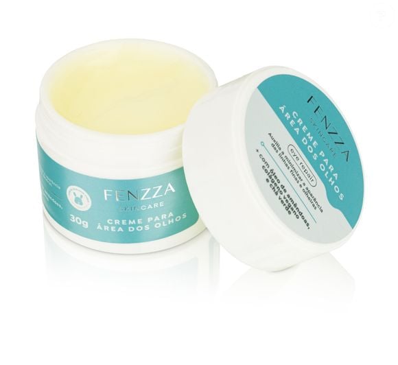 7. Creme para Área dos Olhos (Fenzza) | R$ 17,00
Fórmula com óleo de amêndoas, colágeno vegano, chá verde, vitamina E e cafeína para hidratar e suavizar linhas finas.