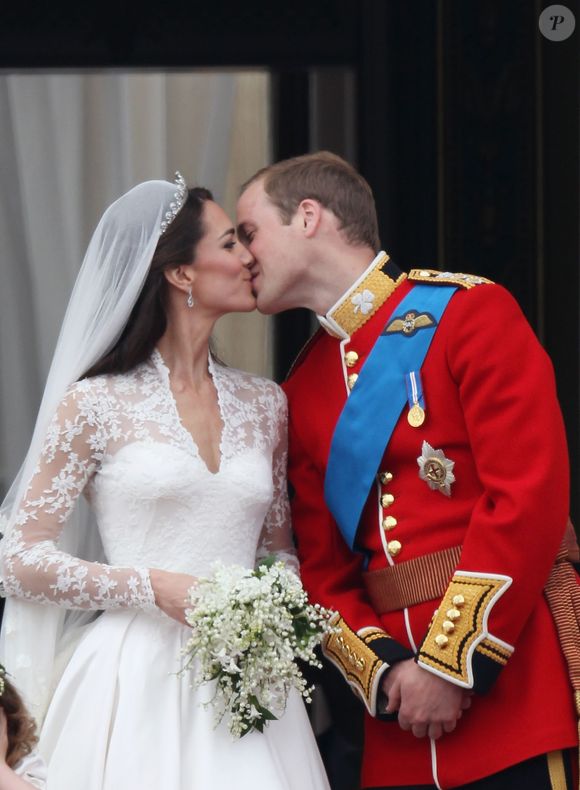 Príncipe William permaneceu ao lado da esposa, Kate Middleton, durante todo o tratamento de câncer.