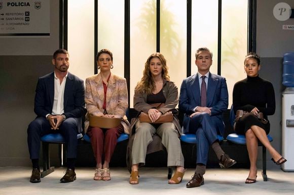 Novela ‘Vale Tudo’: Heleninha Roitman (Paolla Oliveira) é uma das suspeitas do assassinato de Odete Roitman