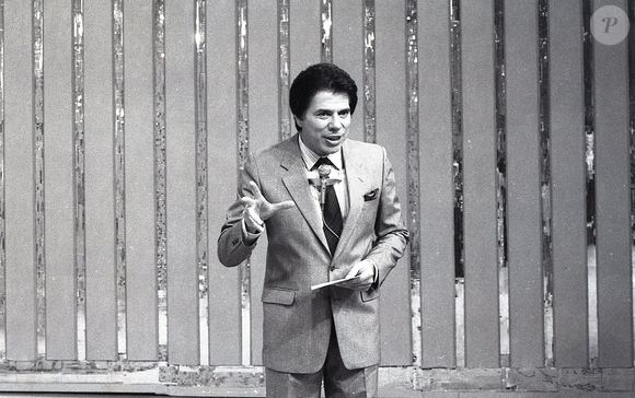 Silvio Santos fez Chacrinha iniciar orações para que ele reconhecesse Cristo como Salvador, teria dito o 'Velho Guerreiro' em carta psicografada