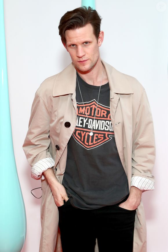 O ator britânico Matt Smith, de 43 anos, está curtindo o Carnaval no Brasil