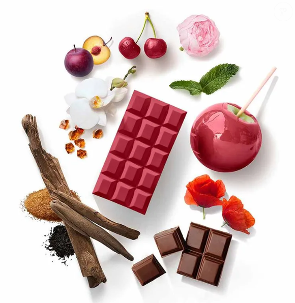 O Body Splash Sweet Tooth Cherry Baby, da cantora famosa Sabrina Carpenter, traz a exuberância de notas carameladas de mação, além de toda a potência do figo e da cereja.