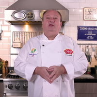 Nunca mais compre molho de tomate pronto no supermercado: experimente essa receita caseira de Érick Jacquin, do 'MasterChef Brasil', que leva cenoura e vinho