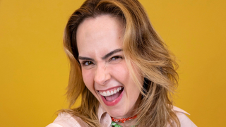 Olha ela! Descobrimos a marca das sandálias coloridas de Ana Paula Renault no 'BBB 26': elas são a cara do verão e misturam 'Sailor Moon' com tattoo old school