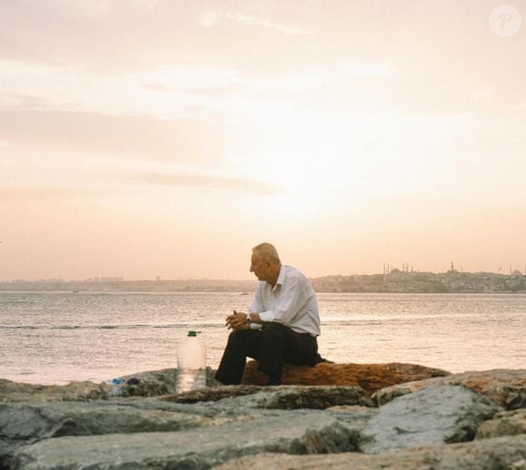 Especialista aconselha filhos a se reunirem com pais acima de 60 anos para organizarem a 'pasta da tranquilidade', que irá reunir informações sobre contas, aplicações, carros, imóveis e detalhes médicos