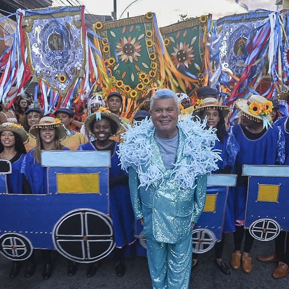 Milton Cunha, renomado comentarista de carnaval, se deparou com a acusação de um fã nas redes sociais.