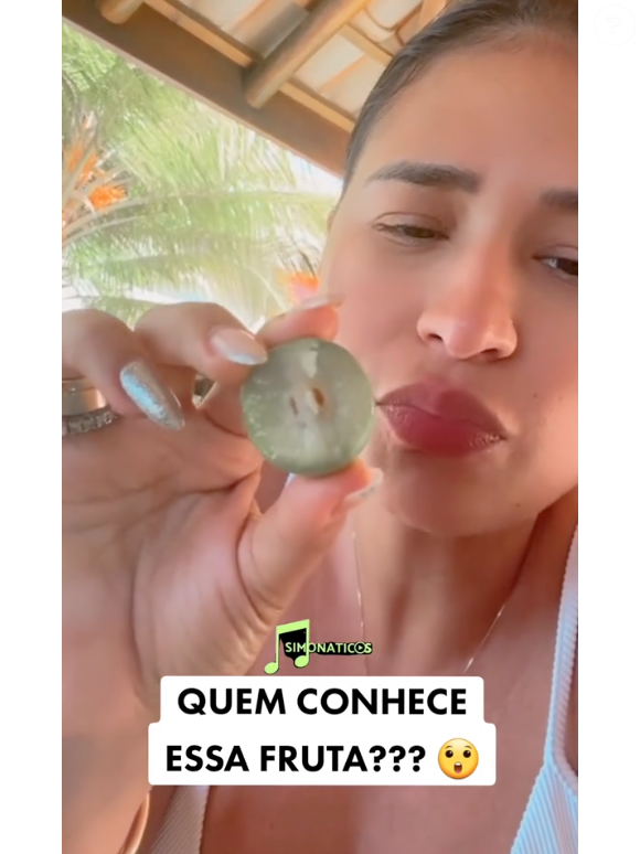 O umbu tem apenas 37 calorias, sendo ótimo aliado para quem busca perder peso com uma alimentação leve e equilibrada