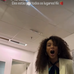 Taís Araújo disse que se recusa a comer o Morango do Amor: 'Não vou gastar minhas calorias comendo esse negócio', disse nos stories.