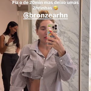 "Eleva a autoestima amor, porque ela desenha. Isso aqui tá tudo desenhado", contou Virgínia Fonseca ao mostrar seu corpo