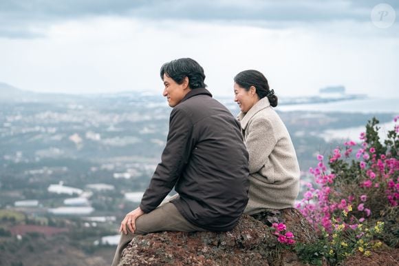 'Se a Vida Te Der Tangerinas...' atravessa gerações e mostra como o amor pode permanecer mesmo quando tudo ao seu redor desmorona
