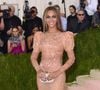 Met Gala 2026: o que esperar do retorno de Beyoncé? Após dez anos longe do evento, cantora é aguardada no tapete vermelho mais fashion do mundo