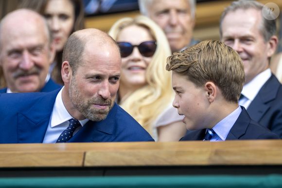 Príncipe George, após a coroação do Príncipe William, vai acumular importantes títulos da nobreza, assumindo cada vez mais responsabilidades.