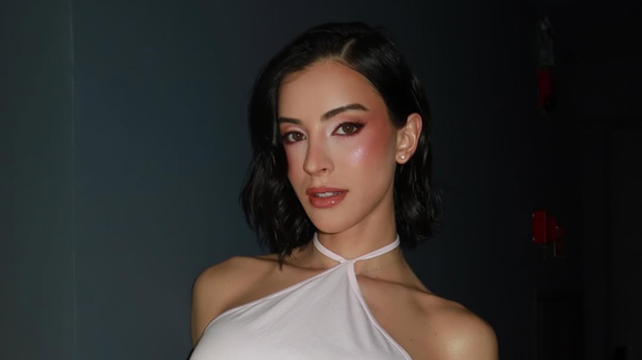 ‘Congelei meu esperma para ver se quero um filho biológico': médico especialista em reprodução explica procedimento de Bella Longuinho antes de cirurgia de afirmação de gênero