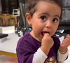 Graciele Lacerda brinca com a filha e pergunta quem a ensinou. Quando diz que foi a "mamãe", a influenciadora corrigiu dizendo que foi o "papai"