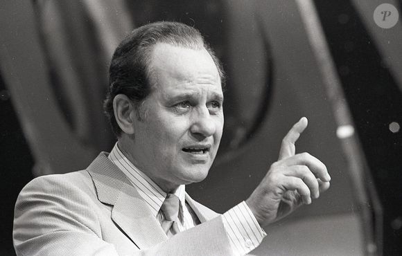 J.Silvestre fez forte acusação envolvendo o SBT e Silvio Santos após rescindir contrato milionário com a emissora em 1983