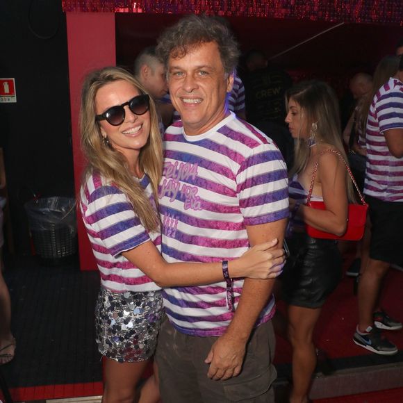 2024: Guilherme Fontes e sua esposa curtindo muito um Camarote em uma feijoada de Carnaval