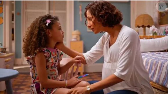 Ellen maltratou Sofia na novela Dona de Mim