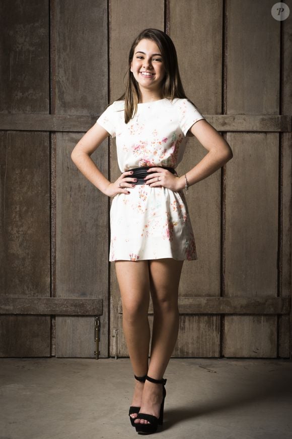 Klara Castanho entrou na segunda fase de Além do Tempo como Alice, filha de Rosa e Bento