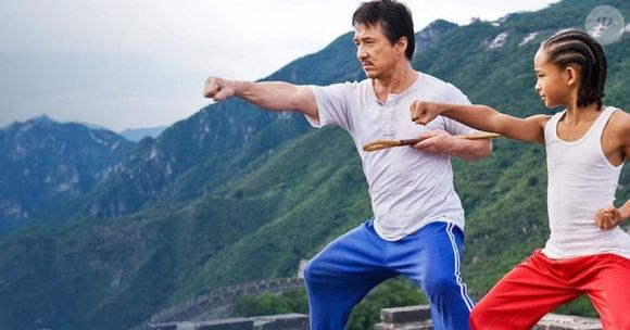 Jackie Chan é conhecido pelos filmes de artes marciais e comédia que atua