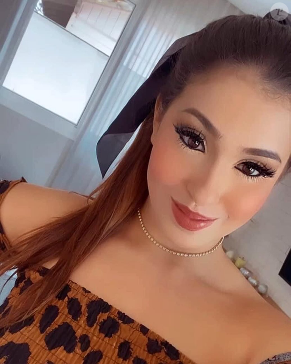 Segundo Thayse, antes de se envolver com Lucas, Carlinhos já havia se relacionado com mulheres e teria se encantado recentemente por Duda, com quem vem aparecendo em transmissões ao vivo no TikTok.