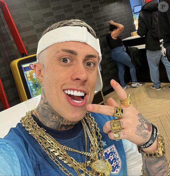 MC Daniel também ficou muito conhecido por namorar Mel Maia