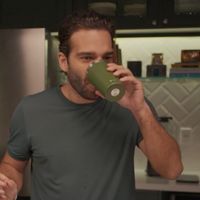 Sou maratonista e garanto: a dieta com suco de beterraba no pré-treino de Afonso Roitman em 'Vale Tudo' pode transformar sua performance na corrida