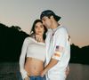 Luan Santana e Jade Magalhães emocionaram os seguidores ao mostrarem a primeira foto da filha, Serena