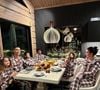 Entre piscinas, áreas gourmet e salas gigantescas, Cristiano Ronaldo costuma compartilhar registros intimistas em suas mansões ao redor do mundo