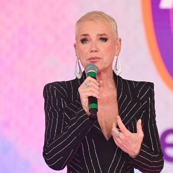 Considerada uma das maiores apresentadoras da história da televisão brasileira e um fenômeno internacional, Xuxa disse não se incomodar em admitir que envelheceu e rebateu a resistência de parte do público em aceitar essa transformação.