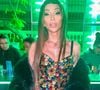 Segundo o colunista Leo Dias, Maya Massafera aproveitou a mudança para fazer uma cirurgia de mudança da cor dos olhos