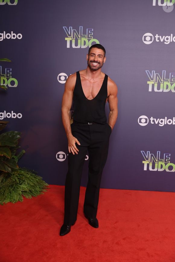 Cauã Reymond foi acusado de envolvimento com Isis Valverde nos bastidores de uma série