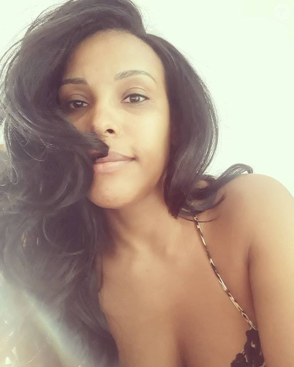 Quem se lembra de Sol Vega com o cabelo liso? Atriz já passou por diversas transformações