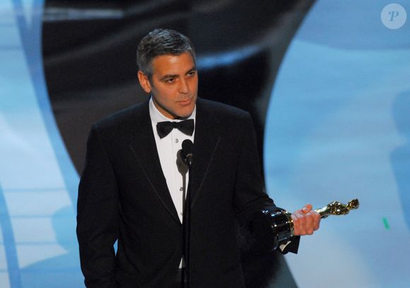 George Clooney ganhou um Oscar de Melhor Ator Coadjuvante pelo filme em que sofreu o acidente