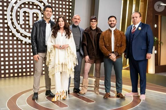 Ana Paula Padrão participou da estreia do ‘MasterChef Profissionais 2026’ ao lado de Erick Jacquin, Helena Rizzo, Henrique Fogaça, Diego Lozano e Rodrigo Oliveira