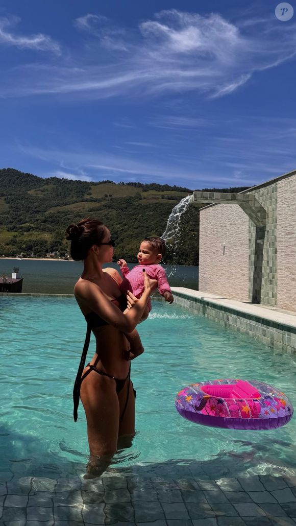 Corpo de Amanda Kimberlly deixou internautas encantados e rendeu muitos elogios para a influenciadora